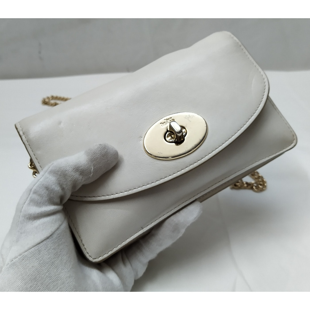 Coach Ivory Leather Chain Strap Turnlock Flap Closure Crossbody Bag - Picture 5 of 16